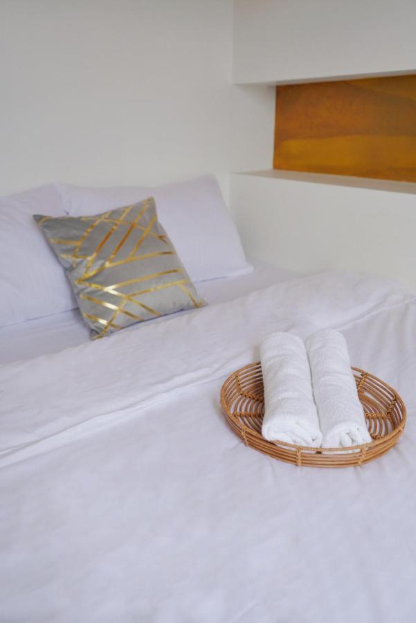 Topaz 1 Bedroom Suite Orochi Staycation Ph At Centrio Towers Cagayan de Oro Luaran gambar
