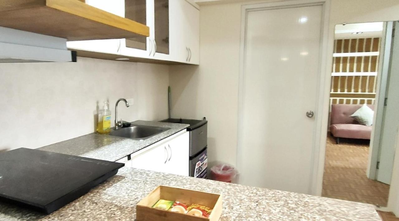 Topaz 1 Bedroom Suite Orochi Staycation Ph At Centrio Towers Cagayan de Oro Luaran gambar